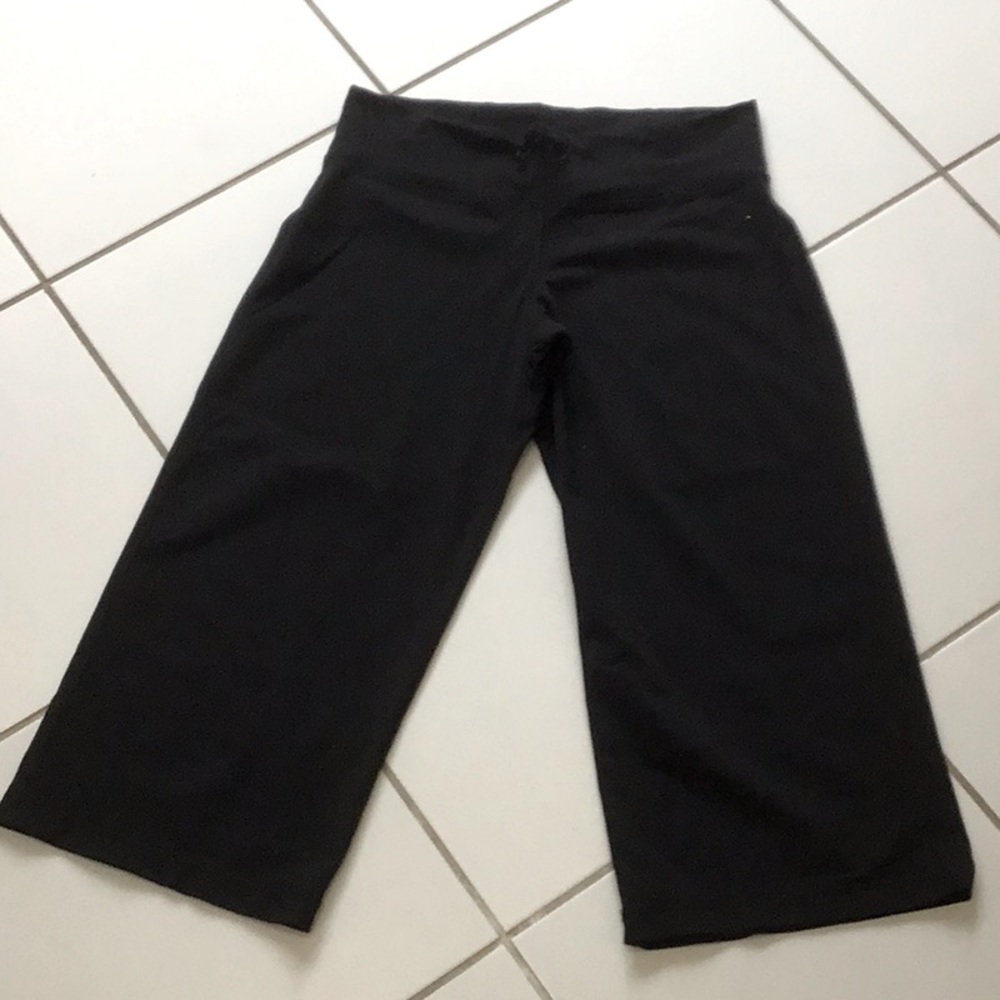 Lululemon black wide leg yoga pants